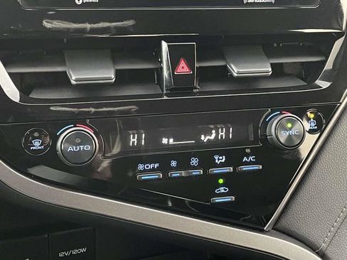 Used 2023 Toyota Camry LE image 28