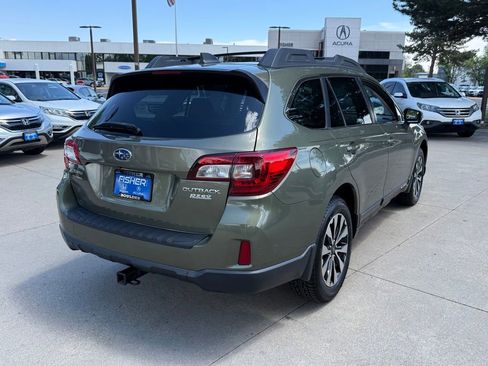 Used 2017 Subaru Outback 2.5i Limited w/ Popular Package #5 AWD/4WD image 4