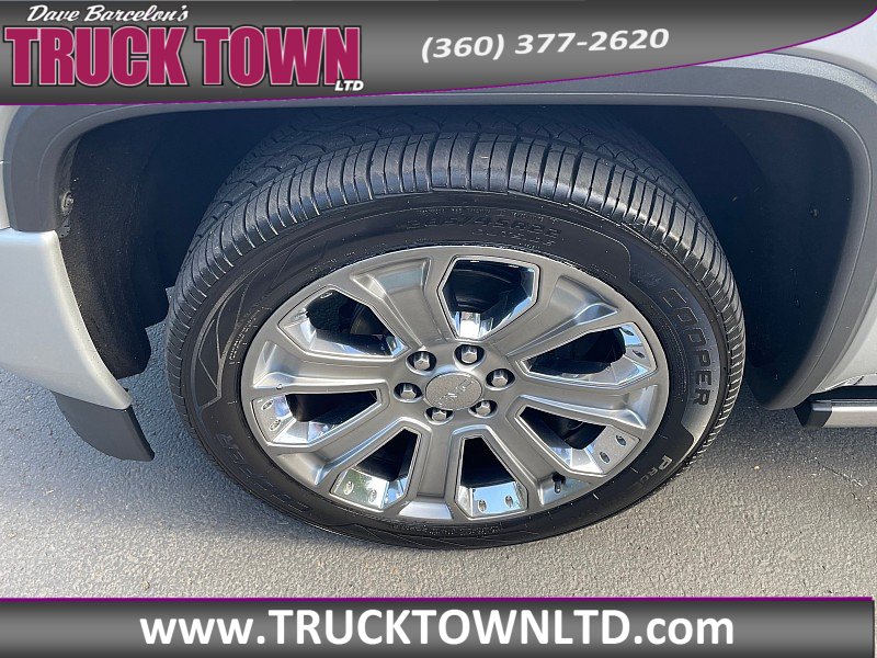 Used 2017 GMC Sierra 1500 Denali w/ Denali Ultimate Package AWD/4WD image 36