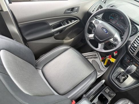 Used 2022 Ford Transit Connect XL FWD image 18
