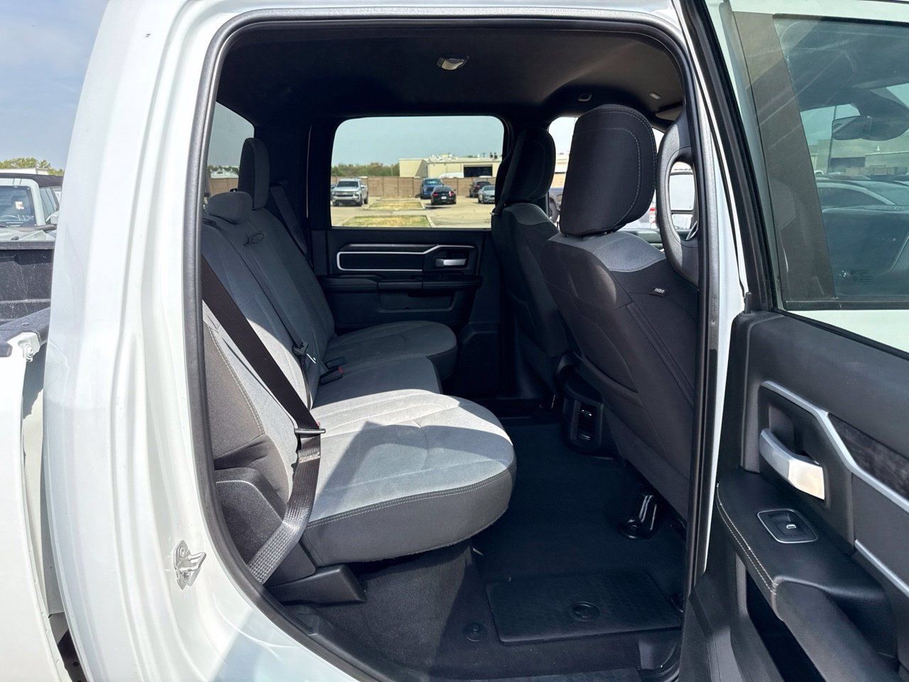 Used 2024 RAM 2500 Big Horn AWD/4WD image 11