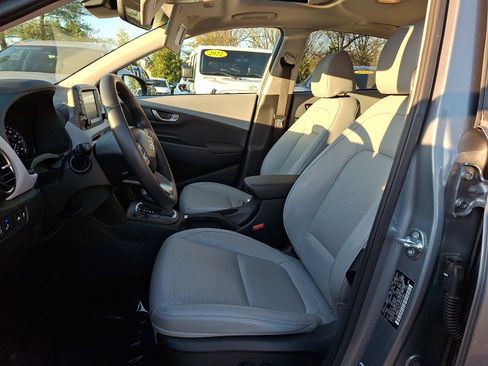 Certified 2021 Hyundai Kona Limited w/ Cargo Package image 13