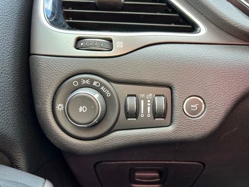 Certified 2020 Jeep Cherokee Limited AWD/4WD image 13