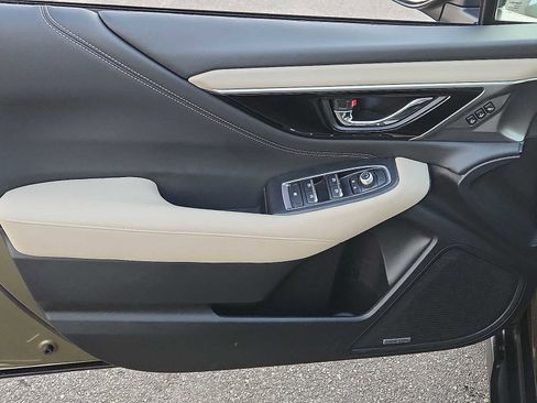 Used 2021 Subaru Outback Limited image 12