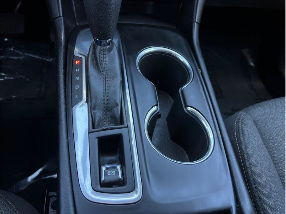 Used 2019 Chevrolet Equinox LT FWD image 14