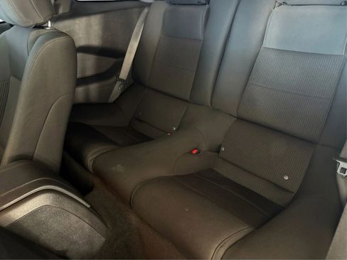 Used 2013 Ford Mustang Coupe RWD image 10