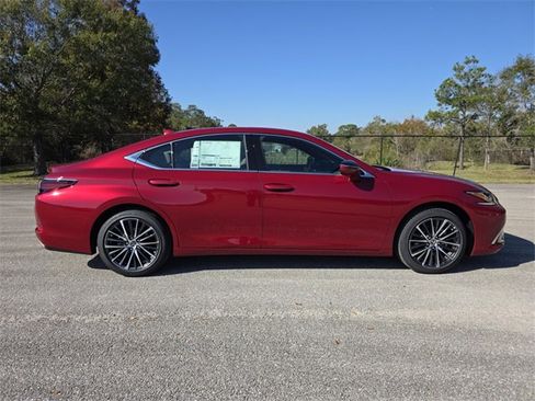 New 2025 Lexus ES 350 350 image 2