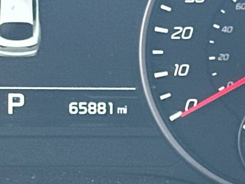 Used 2021 Kia Stinger GT1 image 28