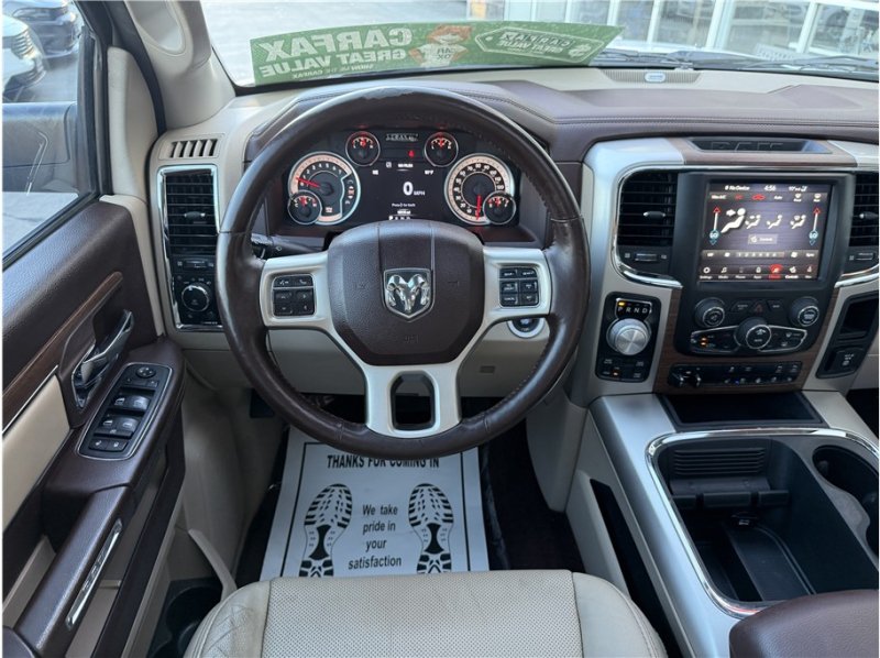 Used 2018 RAM 1500 Laramie w/ Convenience Group AWD/4WD image 34