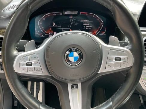 Used 2020 BMW 750i xDrive AWD/4WD image 21