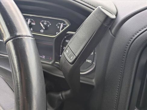 Used 2022 GMC Sierra 1500 SLT AWD/4WD image 12