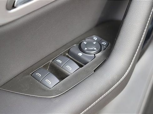 New 2025 Chevrolet Blazer LT w/ Driver Confidence Package image 15