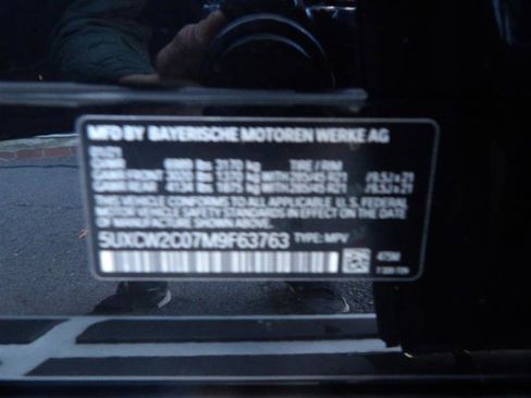 Used 2021 BMW X7 xDrive40i w/ Parking Assistance Package image 33