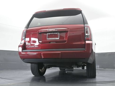 Used 2019 GMC Yukon XL SLT w/ Premium Edition RWD image 65