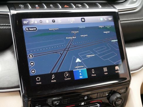 Used 2023 Jeep Grand Cherokee Limited w/ MOPAR Finishing Package image 22