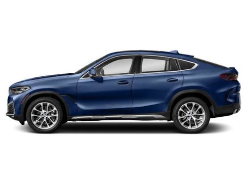 Used 2023 BMW X6 M50i w/ Executive Package image 3