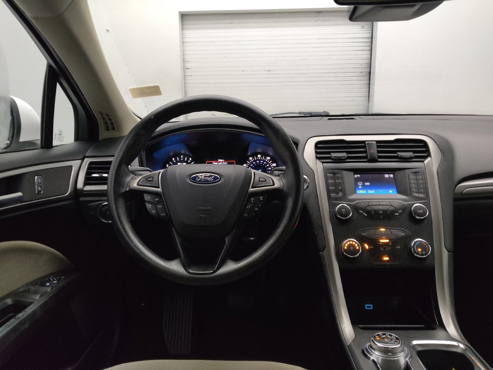 Used 2019 Ford Fusion S FWD image 22