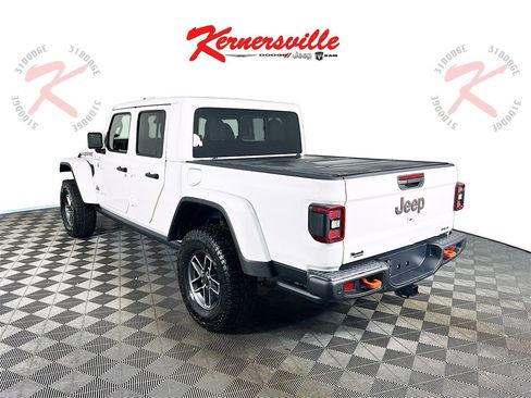 New 2026 Jeep Gladiator Mojave image 5