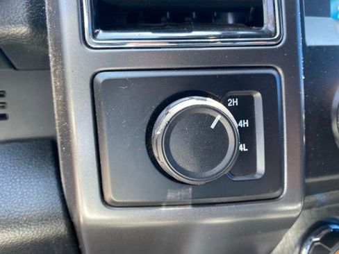 Used 2019 Ford F150 XLT w/ Equipment Group 302A Luxury AWD/4WD image 23