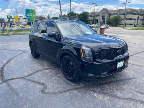 Used 2021 Kia Telluride SX w/ SX Prestige Package AWD/4WD image 2