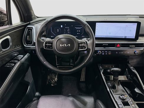 Used 2024 Kia Sorento SX Prestige image 24