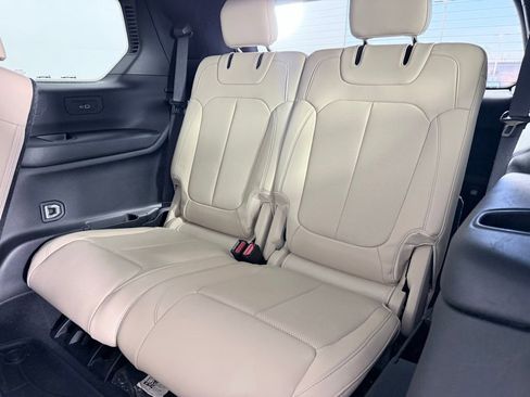 Used 2023 Jeep Grand Cherokee L Limited w/ Luxury Tech Group II image 25