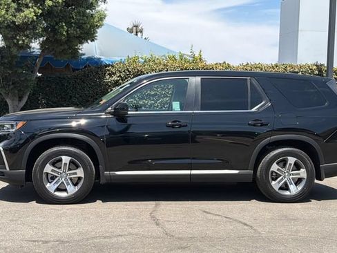 Certified 2023 Honda Pilot EX-L image 8
