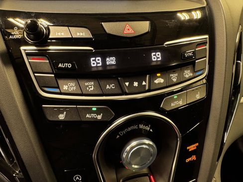 Used 2025 Acura RDX SH-AWD w/ Technology Package image 40