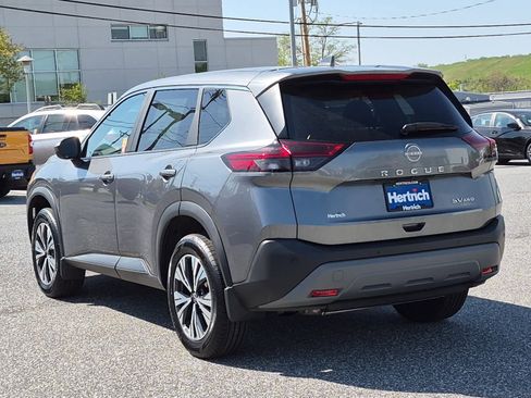 Used 2023 Nissan Rogue SV AWD/4WD image 4