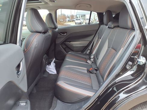 Certified 2025 Subaru Crosstrek 2.5i Limited w/ Crosstrek Mirror Package image 23