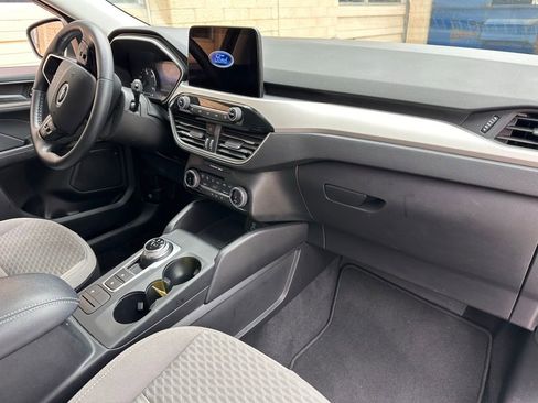 Used 2022 Ford Escape SE w/ Convenience Package image 5