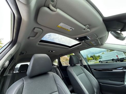 Used 2024 Kia Seltos EX AWD/4WD image 27