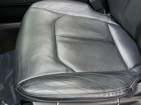 Used 2019 Ford Expedition Platinum image 21