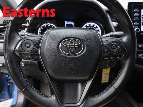 Used 2023 Toyota Camry SE FWD image 10