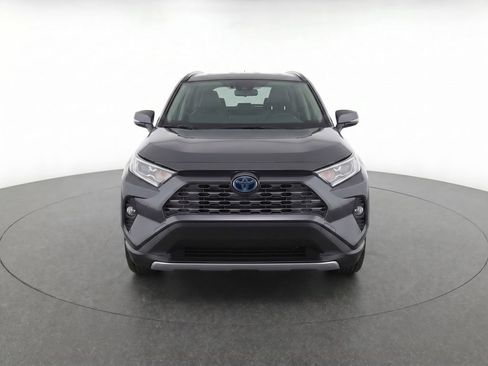 Used 2022 Toyota RAV4 XLE AWD/4WD image 5