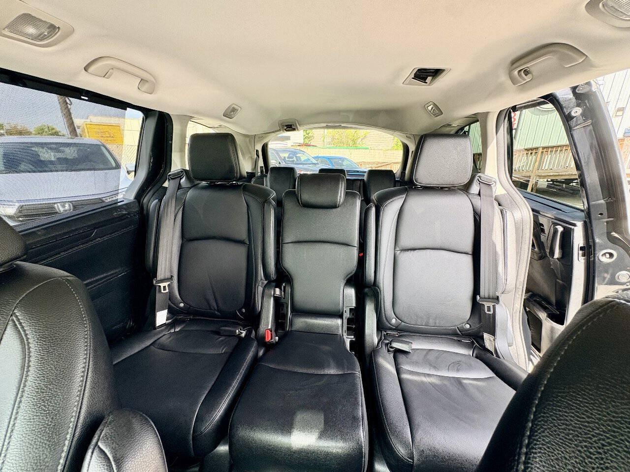 Used 2026 Honda Odyssey EX-L image 13