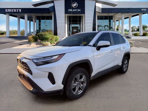 Used 2023 Toyota RAV4 XLE w/ Convenience Package AWD/4WD image 4