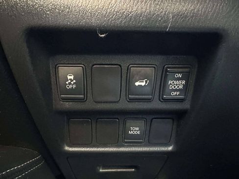 Used 2013 Nissan Pathfinder SL AWD/4WD image 27
