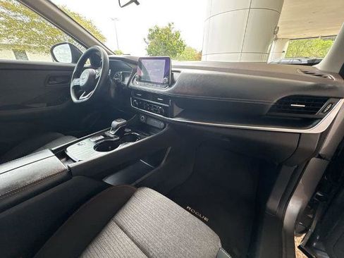Used 2021 Nissan Rogue S FWD image 28