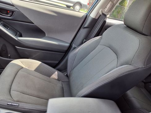 Used 2024 Subaru Crosstrek 2.0i Premium image 19