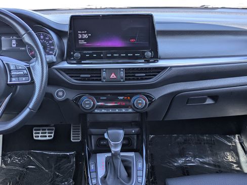 Certified 2023 Kia Forte GT-Line w/ GT-Line Premium Package FWD image 16