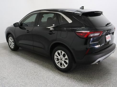 Used 2023 Ford Escape Active FWD image 9