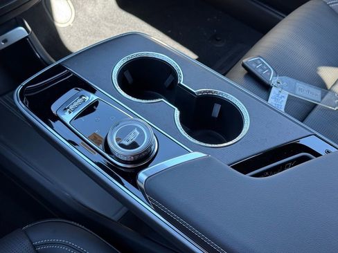 New 2025 Cadillac Lyriq Luxury image 32