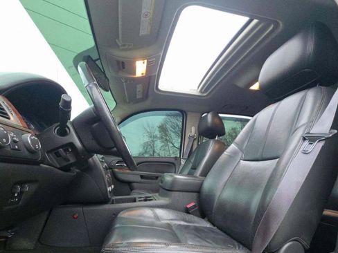 Used 2013 GMC Sierra 2500 SLT w/ SLT Convenience Package image 2