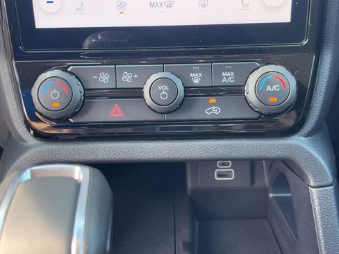 New 2025 Ford Ranger XLT image 18