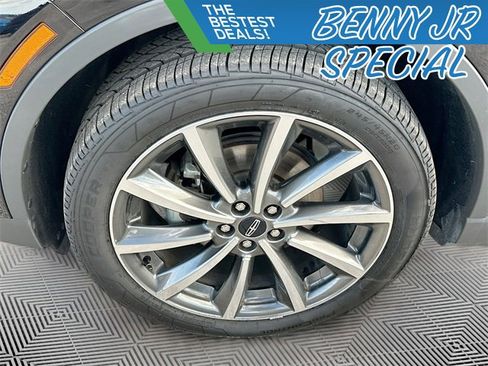 Used 2020 Lincoln Corsair Reserve w/ Beyond Blue Interior Package image 33