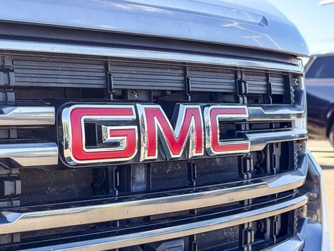 Used 2021 GMC Acadia AT4 w/ Technology Package AWD/4WD image 13