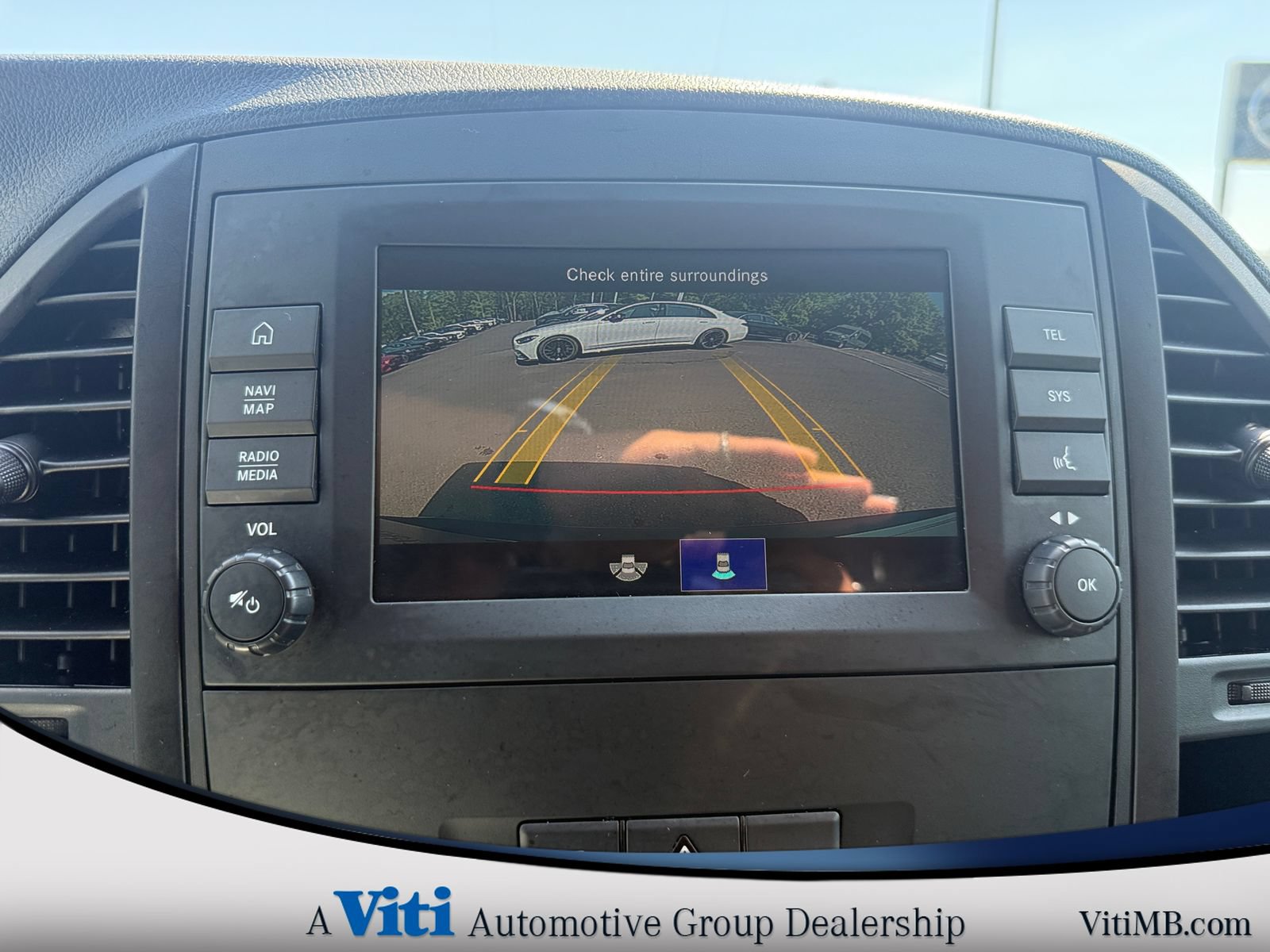 Used 2023 Mercedes-Benz Metris image 28