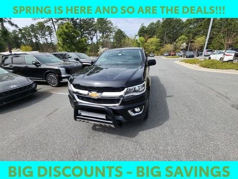 Used 2016 Chevrolet Colorado LT w/ LT Convenience Package image 4