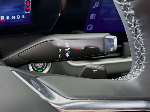 New 2026 Chevrolet Equinox LT w/ Convenience Package II AWD/4WD image 18